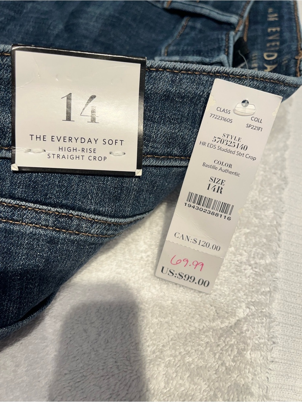 White House Black Market Everyday Soft Blue Straight-Crop Leg Jeans - Size 14 - Picture 4 of 4